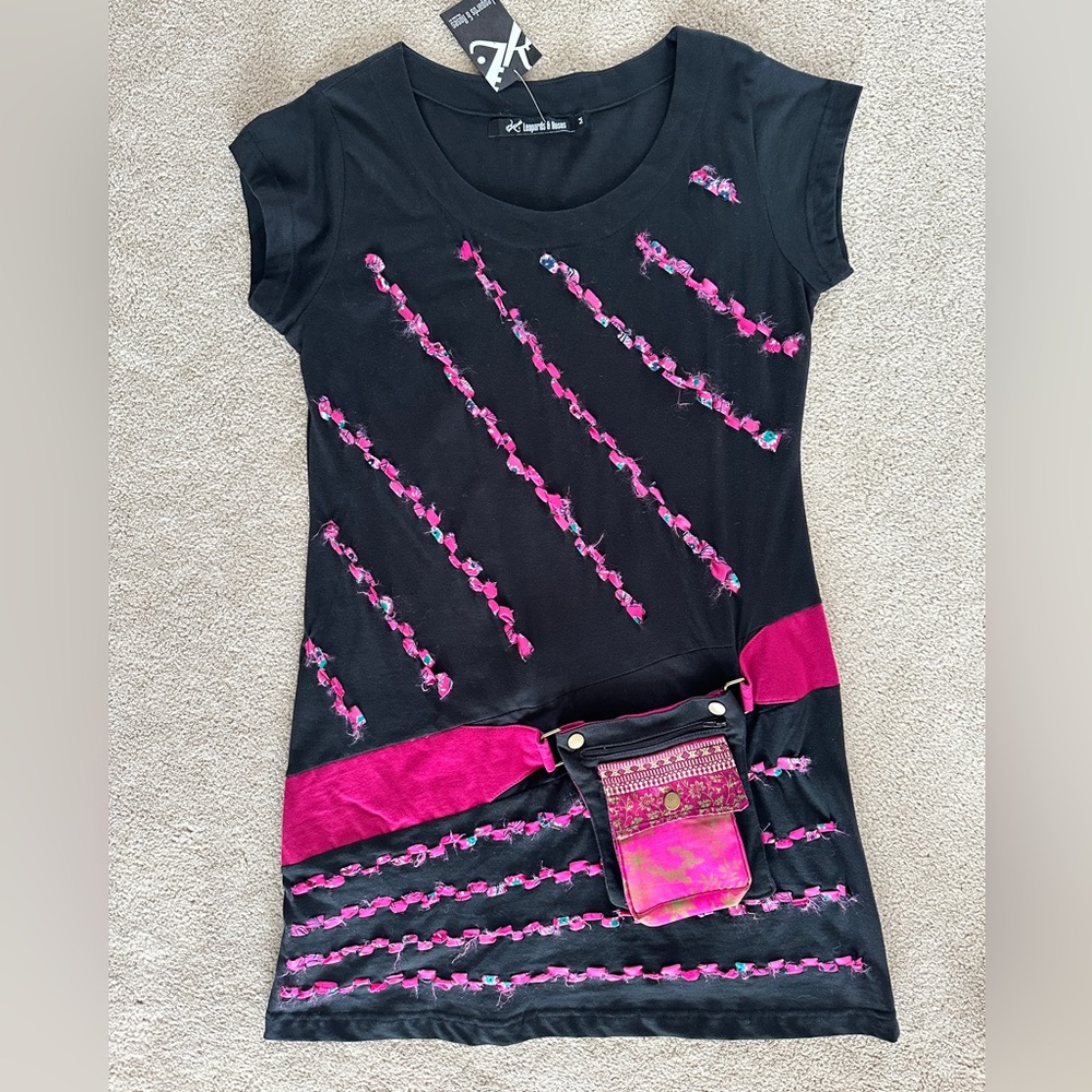 NWT Leopards & Roses sari cut tunic